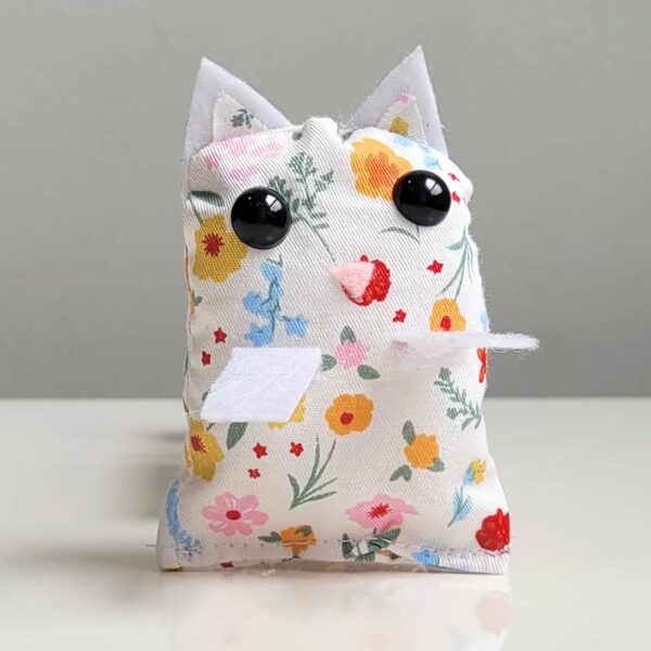 Cat - Blooming Bright