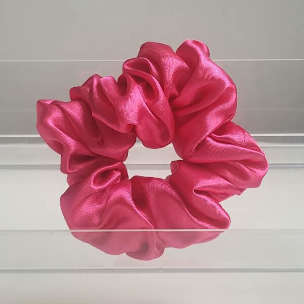 Scrunchie - Hot Pink