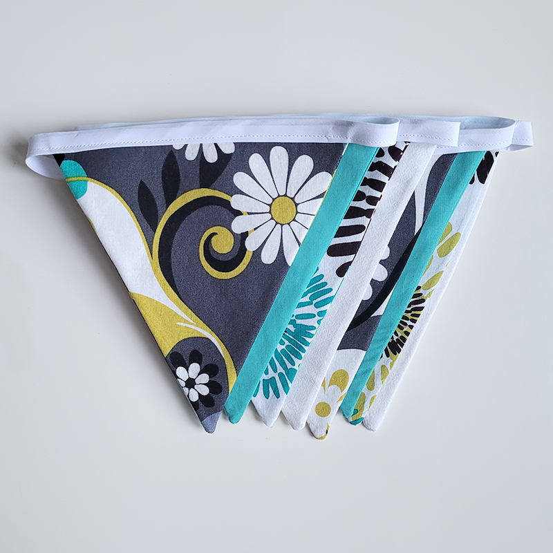 Bunting - Retro Daisy