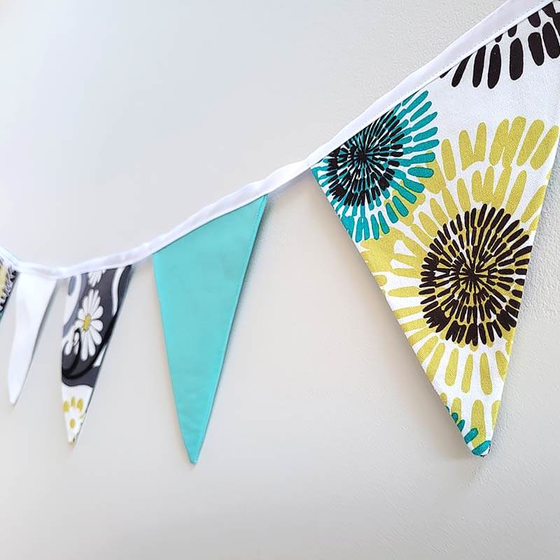 Bunting - Retro Daisy