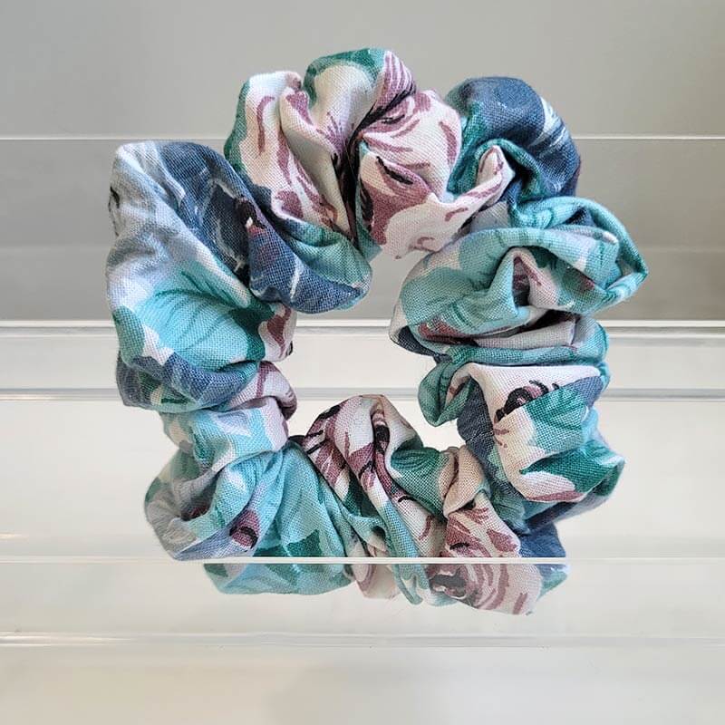 Scrunchie: Green Floral